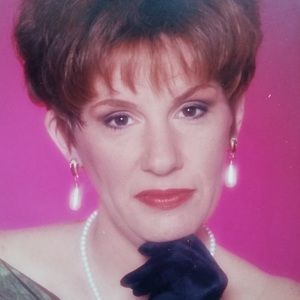 Meet your Posher, Suzanne